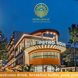 Отель Petro House - Block A, Вунгтау